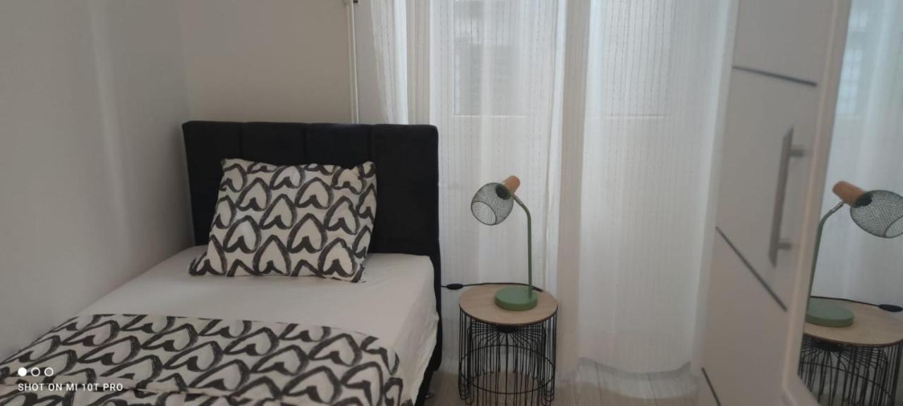 Apartman R&R,3 Room Apartman In The Center Šibenik Exterior foto